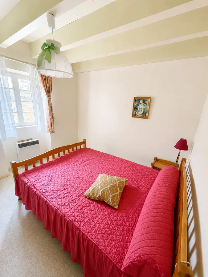 Chambre complémentaire à l’étage — maison à vendre à La Vialette
